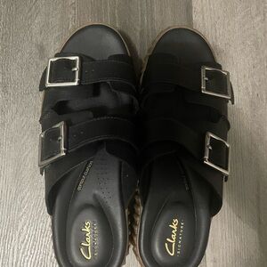 Clarks Black Torhill Slides Leather